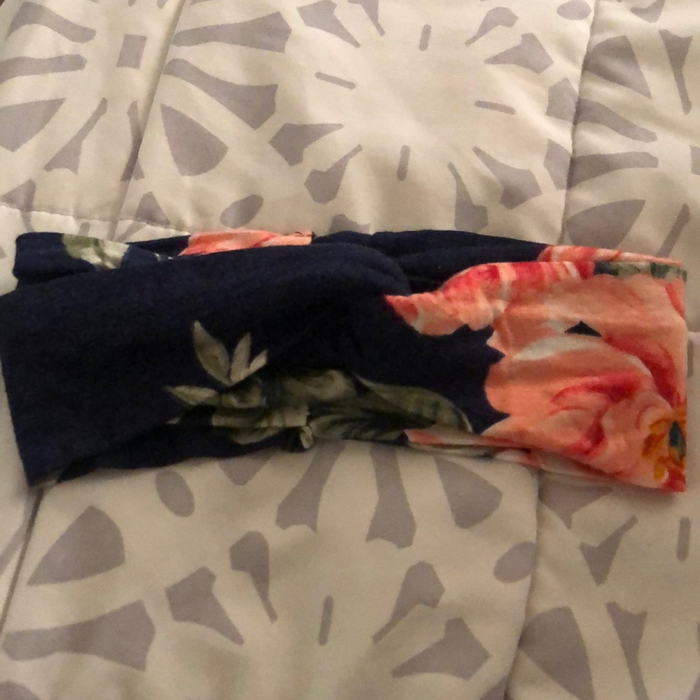 Headband flowered
